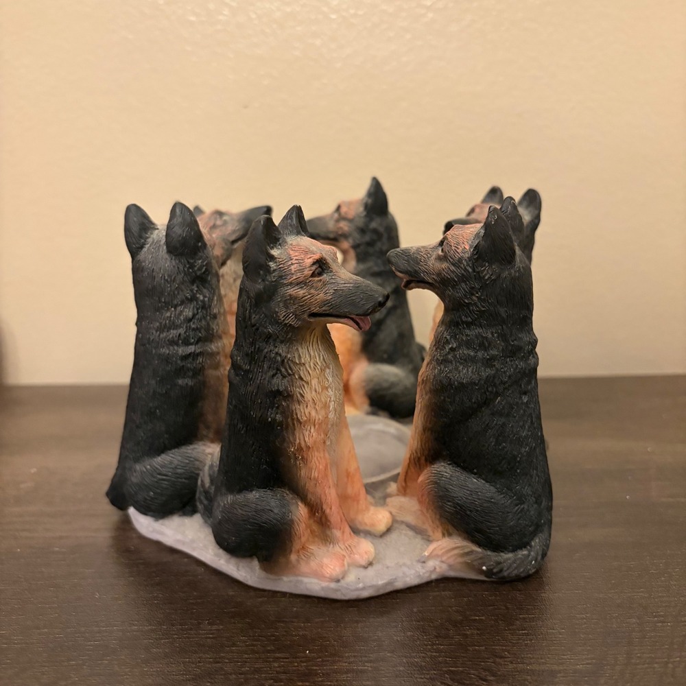 Continental‎ Creations German Shepherd Circle Dog Figurine Resin Vintage 2002